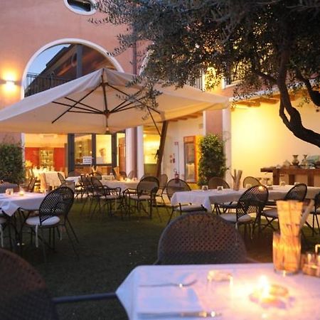 Hotel Villa Altura Ospedaletto Euganeo Buitenkant foto