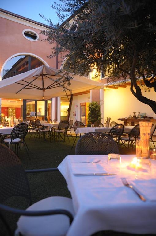 Hotel Villa Altura Ospedaletto Euganeo Buitenkant foto