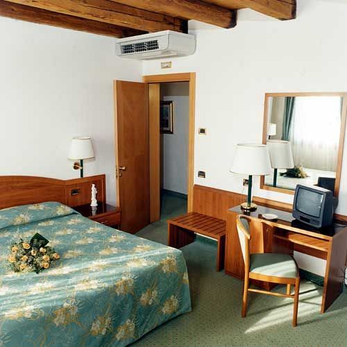 Hotel Villa Altura Ospedaletto Euganeo Buitenkant foto